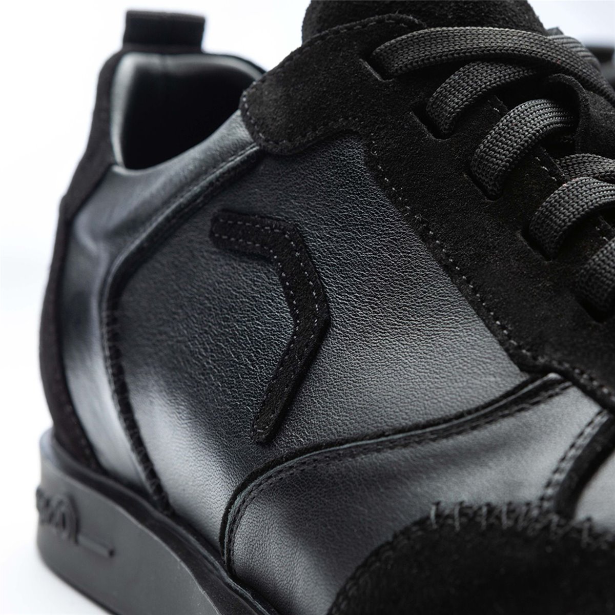Triple20 Dartschuhe Leder Schwarz Uni Dartschuh