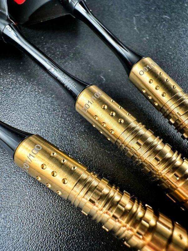 Cosmo P9 Thorben Korittke "TK" Gold Edition 90% Steeldarts 23 Gramm Steeldarts